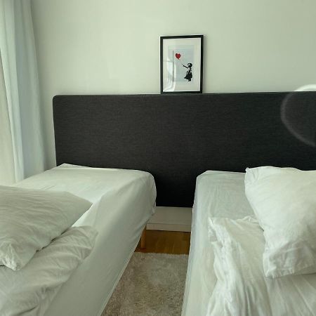 Exclusive 2 Level Etage Next To Arlanda-City Metro Stockholm Buitenkant foto