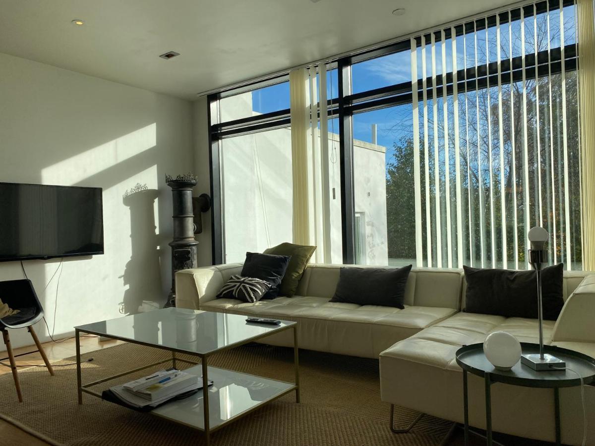 Exclusive 2 Level Etage Next To Arlanda-City Metro Stockholm Buitenkant foto