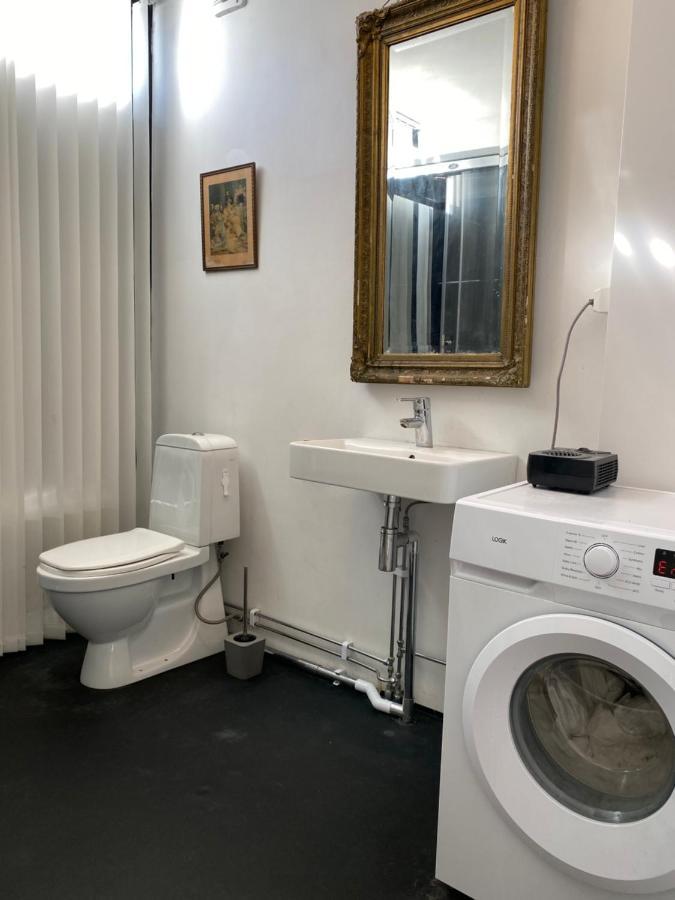 Exclusive 2 Level Etage Next To Arlanda-City Metro Stockholm Buitenkant foto