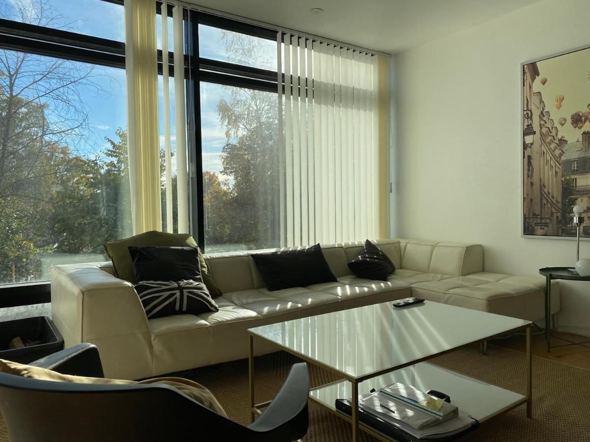 Exclusive 2 Level Etage Next To Arlanda-City Metro Stockholm Buitenkant foto